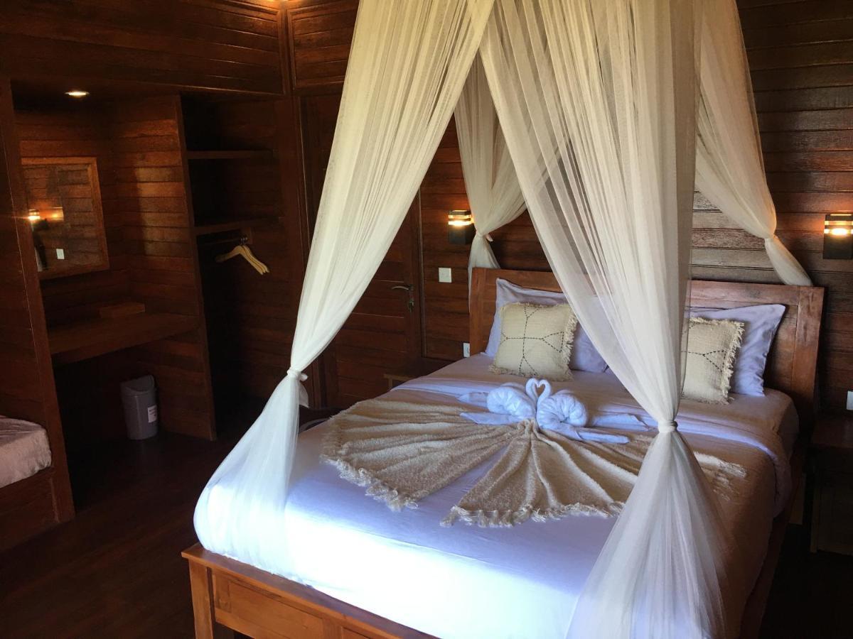 Sunset Hill Lembongan Hotel Luaran gambar