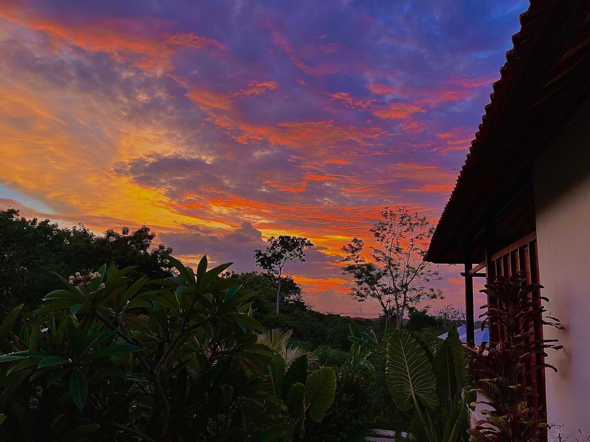 Sunset Hill Lembongan Hotel Luaran gambar