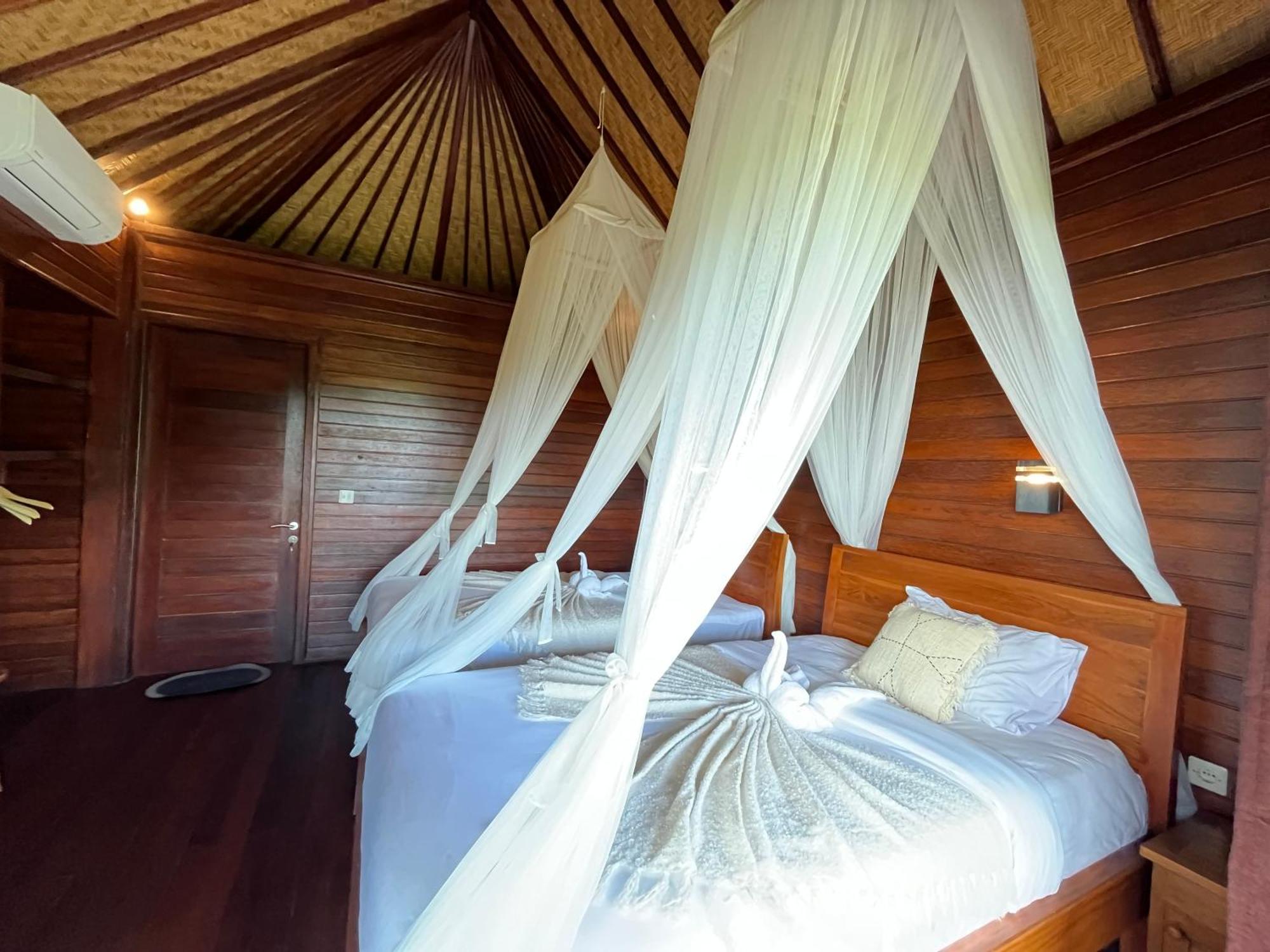Sunset Hill Lembongan Hotel Luaran gambar