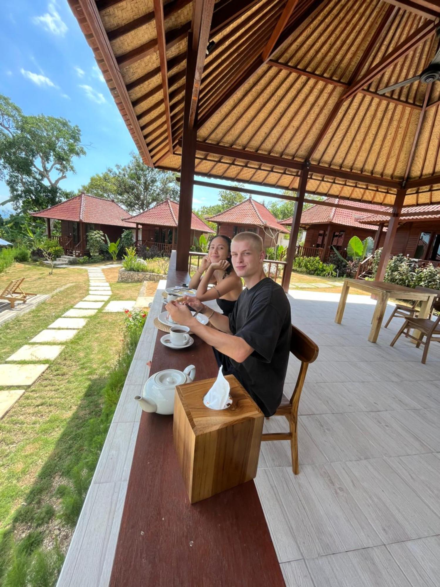 Sunset Hill Lembongan Hotel Luaran gambar